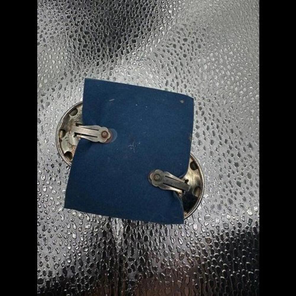 Vintage Silver-Tone Textured Clip-On Earrings - Picture 2 of 2